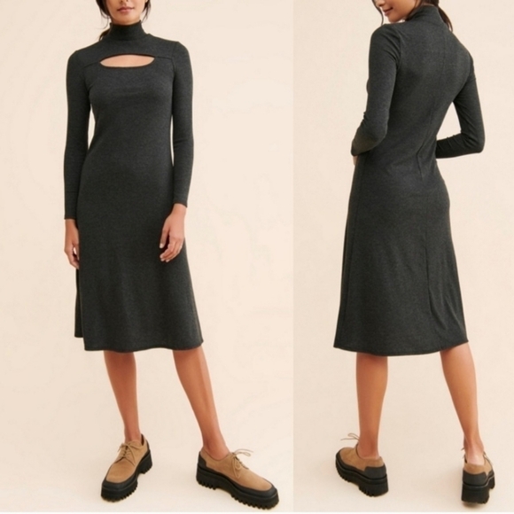 4610284 Bordeaux Front Cutout Midi Dress